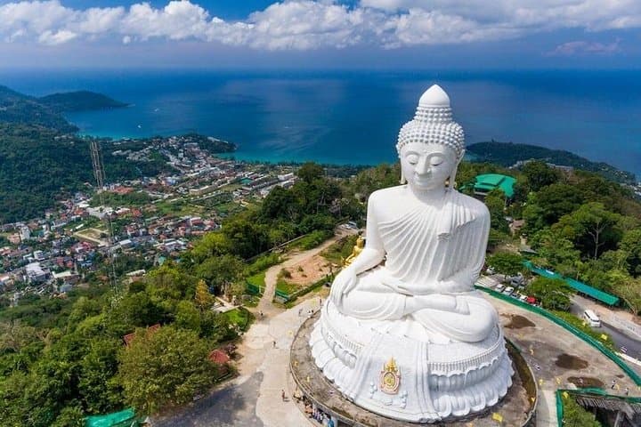 Phuket Private Sightseeing Tour: Karon Viewpoint, Wat Chalong & Big Buddha