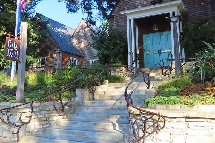 Explore Downtown Carmel-by-the-Sea: Self-Guided Audio Walking Tour photo 4