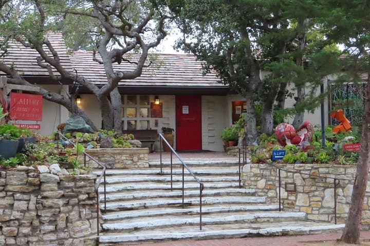 Explore Downtown Carmel-by-the-Sea: Self-Guided Audio Walking Tour photo 6