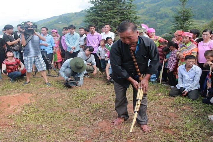 Ha Giang Karst Plateau: Private 2-Day From Hanoi with Homestay & Ma Pi Leng photo 3