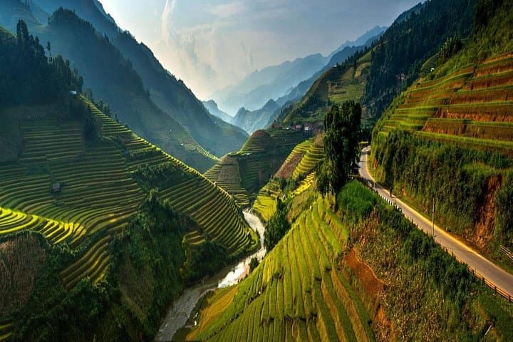 Hanoi to Ha Giang: Luxury 2-Day Dong Van Karst Plateau Escape photo 1