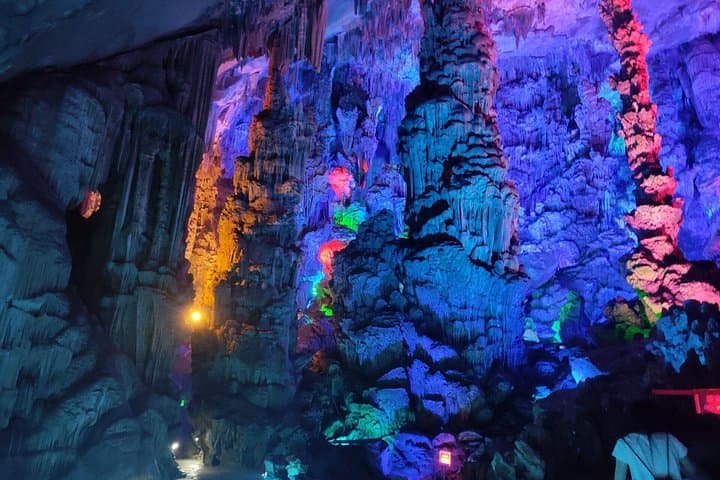 Half-Day Guilin Tour: Reed Flute Cave & Yao Mountain Tea Plantation photo 4