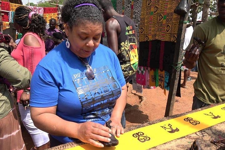 Kumasi Adinkra & Kente Cultural Tour — Ntonso Stamping and Bonwire Weaving Experience