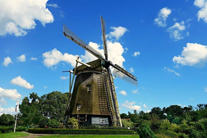 Express Private Amsterdam Sightseeing Tour: Dam Square, Canals & Van Gogh