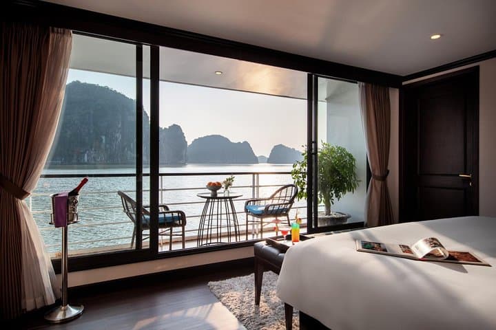 Luxury 3D2N Cruise in Halong & Lan Ha Bay (5-Star) photo 3