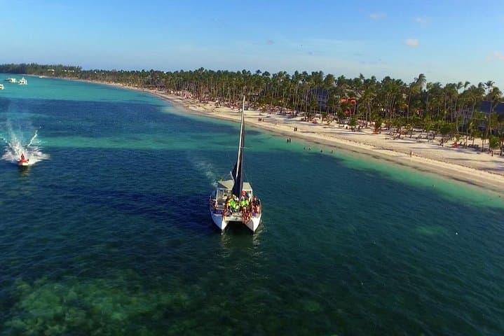 Punta Cana Snorkeling Party Cruise: Bavaro Catamaran & Natural Pool photo 3