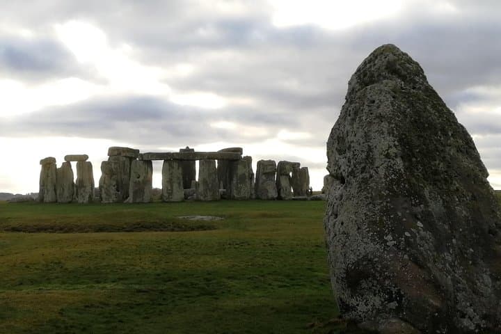 Private Half-Day Stonehenge Tour from Bath: Fast-Track Access & Expert Guide photo 3