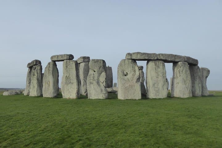 Private Half-Day Stonehenge Tour from Bath: Fast-Track Access & Expert Guide photo 2