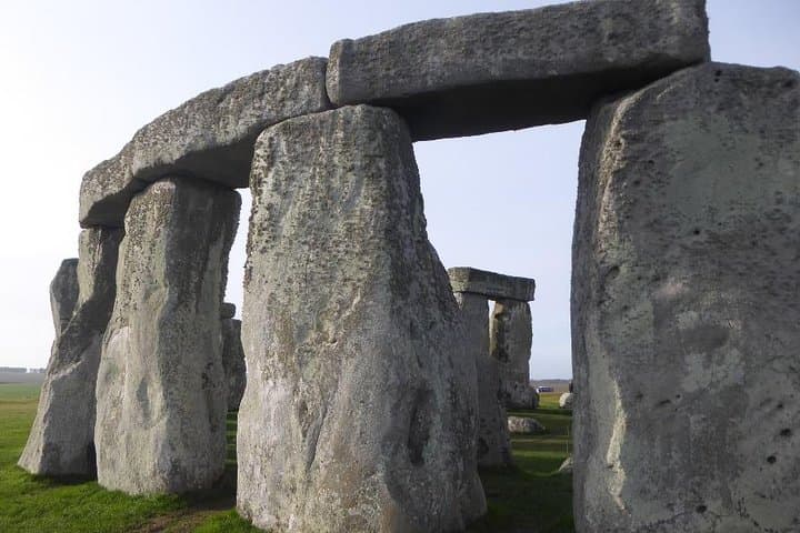 Private Half-Day Stonehenge Tour from Bath: Fast-Track Access & Expert Guide photo 6