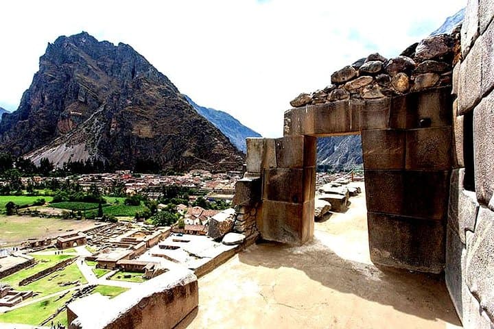 Sacred Valley Inca Circuit: Full-Day Tour to Pisac, Ollantaytambo, Moray & Maras photo 3
