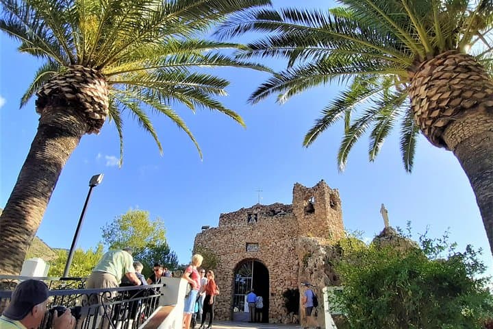 Private Mijas Pueblo Tour from Costa del Sol — Whitewashed Streets, Views & Local Craft photo 4