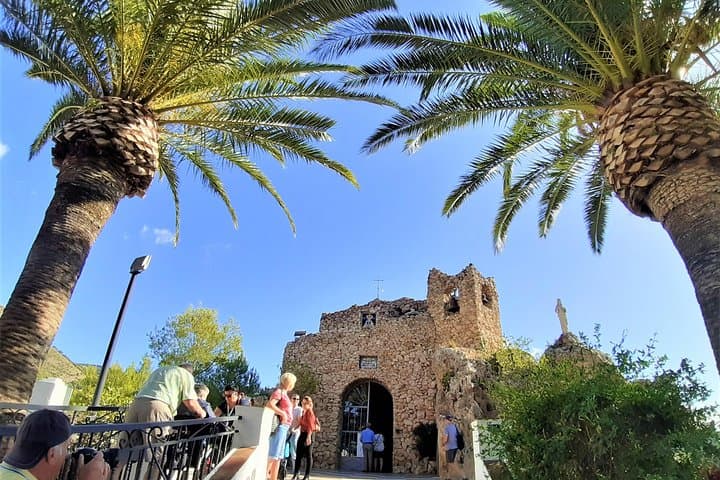 Private Walking Tour of Mijas Pueblo: Moorish Alleys, Chapel Views & Artisan Streets photo 6