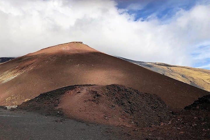 Mount Etna 1900 & Alcantara Gorges: Volcano Summit Views and Basalt Canyon Walk photo 3