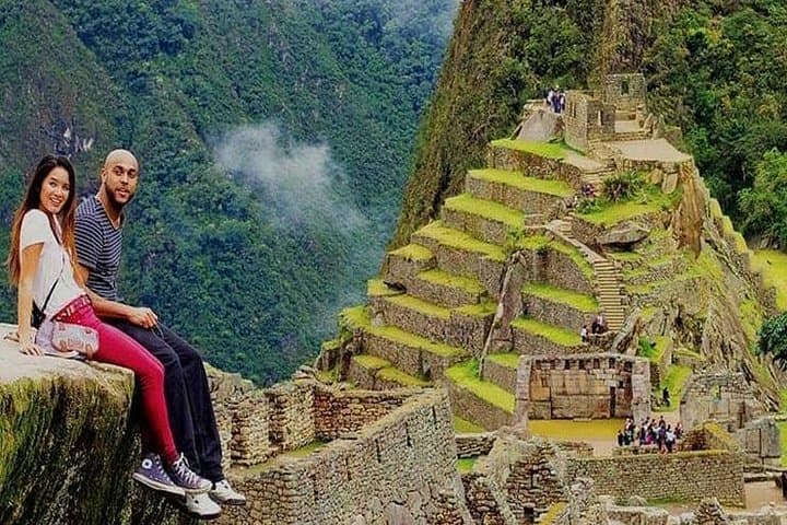 4-Day Lares Trek to Machu Picchu — Hot Springs, High Passes & Queuñas Forest photo 6