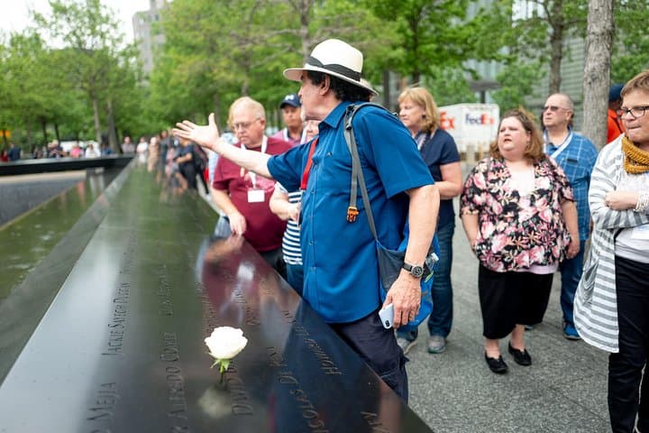 NYC Highlights Private Tour: Foot & Subway Guided Experience photo 5