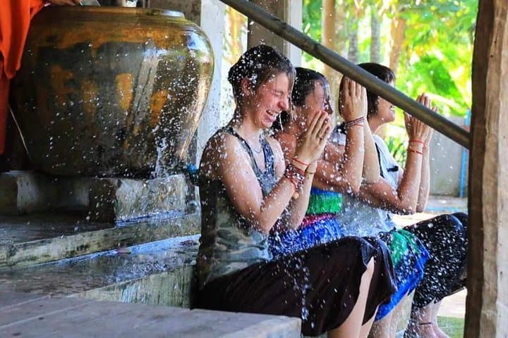 Siem Reap Khmer Wellness: Cupping, Incense Making & Blessing Experience photo 6