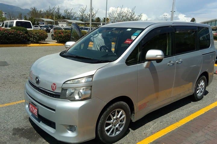 Ocho Rios Shuttle: Hotel Transfers to Dunn's River, Mystic Mountain & Beaches photo 4