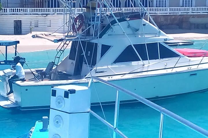 Montego Bay Private Deep-Sea Fishing Charter – Half- & Full-Day Jamaica Trips photo 3