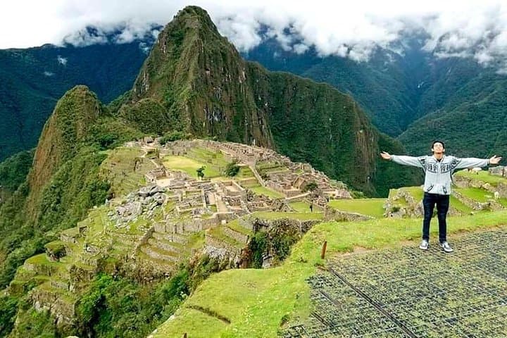 Machu Picchu by Train from Poroy: Full-Day Guided Visit to the Inca Citadel