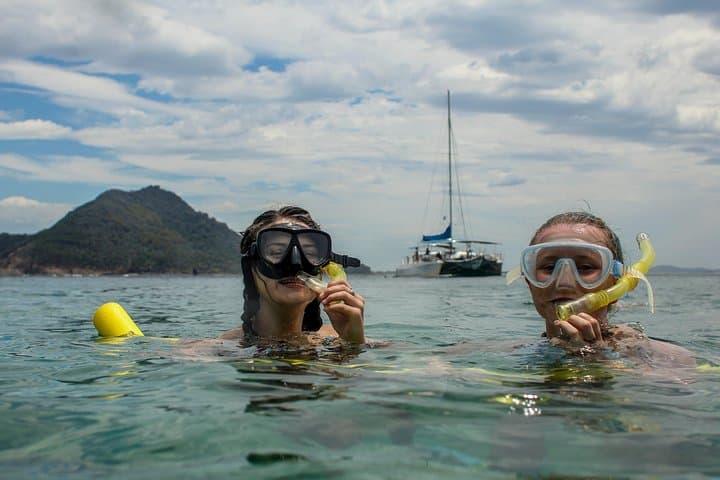 Port Stephens Sail & Snorkel: Dolphin Encounters and Island Reef Cruise
