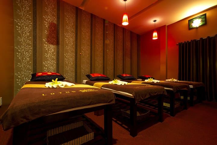 Experience Tranquility with a Hot Stone Massage in Da Nang photo 5