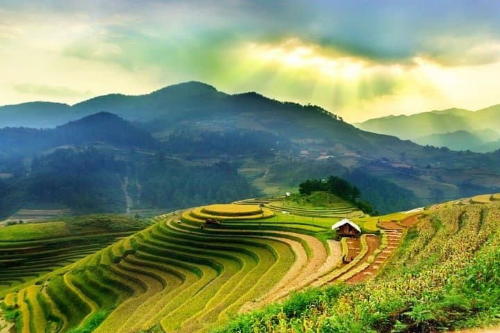 Luxury Ha Giang 3-Day Cultural & Karst Plateau Tour from Hanoi photo 2