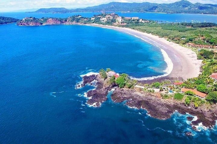 Private Transfer from Liberia Airport to Margaritaville Playa Flamingo — Reliable Shuttle photo 3