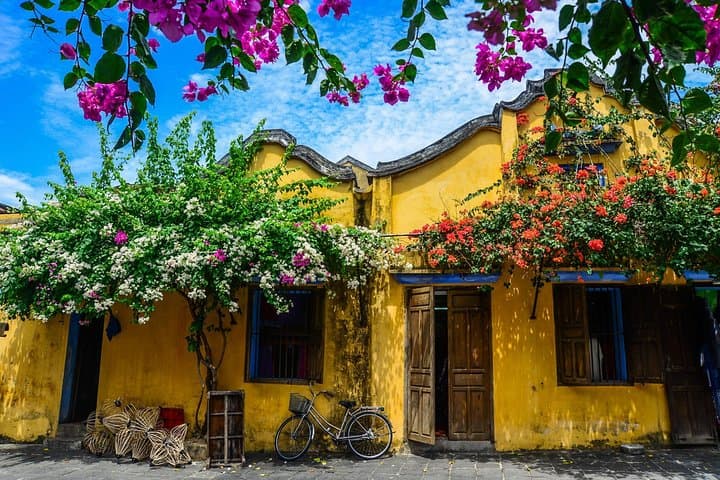 Marble Mountains & Lantern-Lit Hoi An: Afternoon Tour from Da Nang