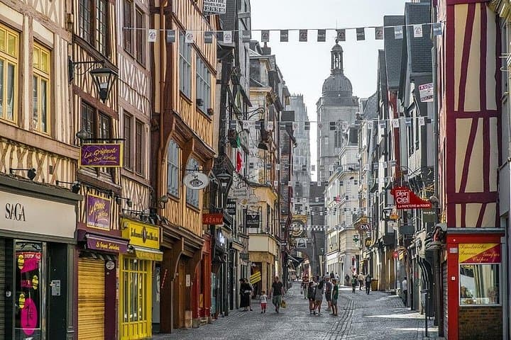 Private Normandy Day Tour from Paris — Rouen, Honfleur & Deauville in One Day photo 3