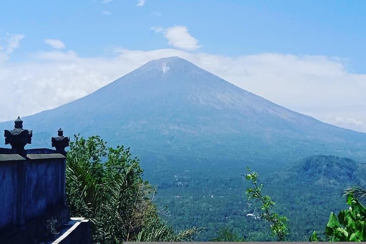 Ubud Champing Tour: Overnight VW Camp to Kintamani & Virgin Beach