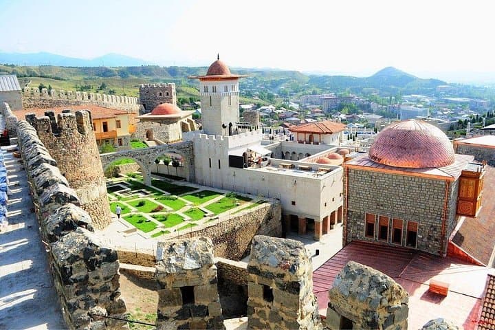 10-Day Explore Georgia Tour: Tbilisi to Kazbegi, Kakheti & Uplistsikhe photo 2