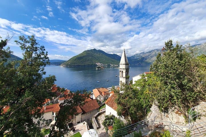 Day Trip from Dubrovnik to Montenegro: Bay of Kotor, Perast & Kotor Old Town photo 2