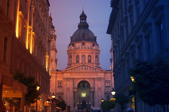 Private Budapest by Car: Hit the City's Best Sights in 4 Hours photo 3