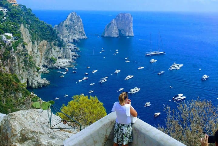 Capri Highlights: Private 3-Hour Walking Tour to Piazzetta, Gardens & Anacapri photo 2