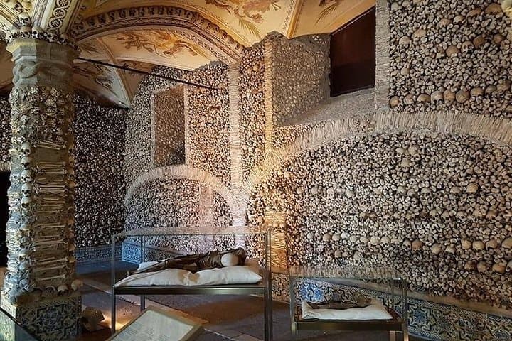 5-Day Private Tour of Lisbon and Region — Lisbon, Sintra, Evora & Fatima in Comfort