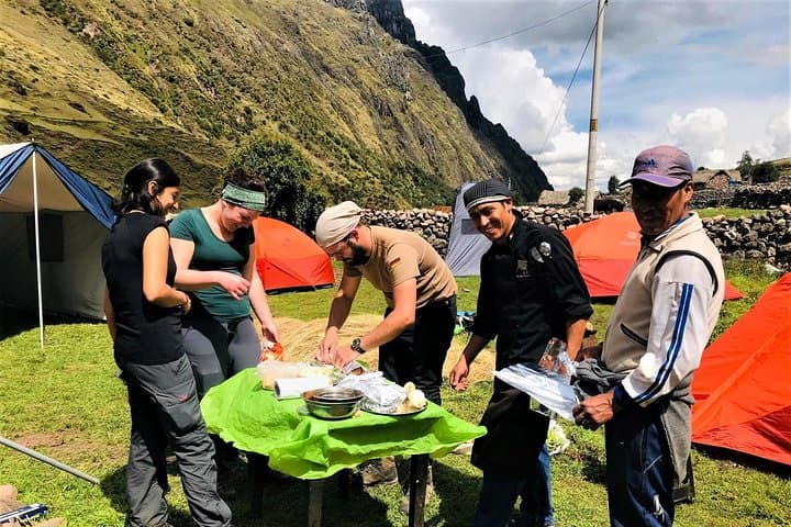 Inca Quarry Trail Trek to Machu Picchu — 4-Day Off-the-Beaten-Path Hike