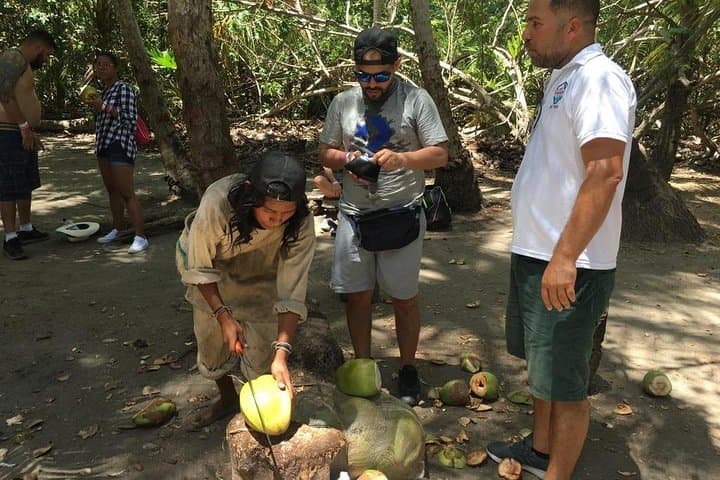 Day Trip to Tayrona Park: Hike to Cabo San Juan from Cartagena photo 6