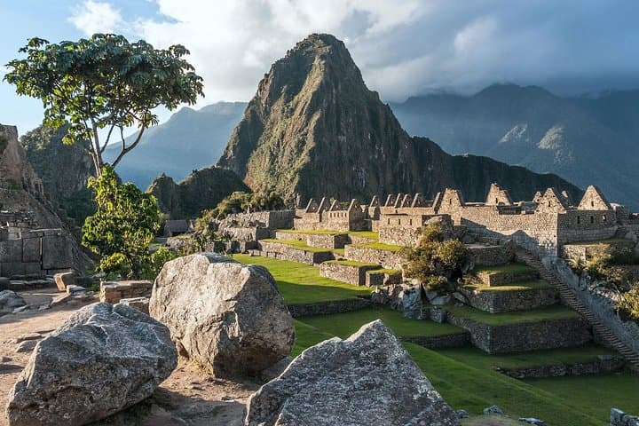 Machu Picchu Day Trip from Sacred Valley — Train, Bus & Guided Tour photo 2