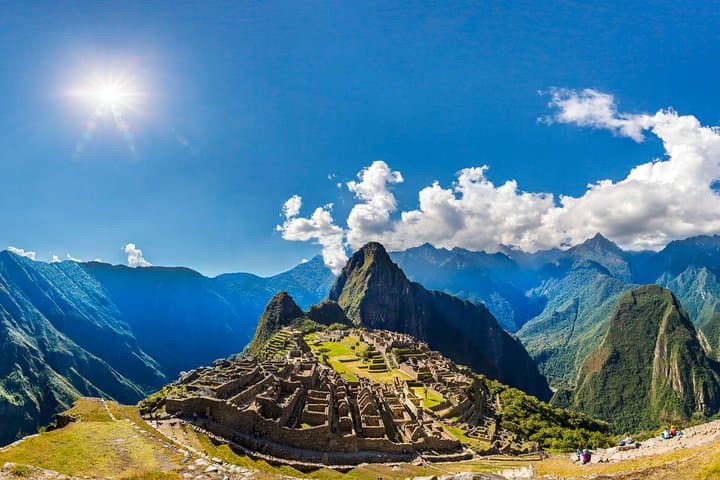 Machu Picchu Day Trip from Sacred Valley — Train, Bus & Guided Tour photo 3