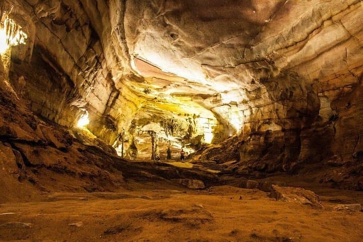 Kayaking 4.5km Inside Phong Nha Cave: Full-Day Cave Kayak & Hike photo 6