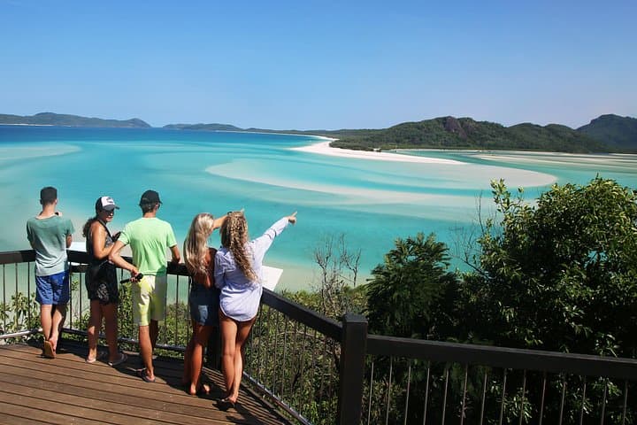 Two-Day Maxi Sailing Escape: Siska Whitsundays Tour to Whitehaven & Great Barrier Reef photo 4