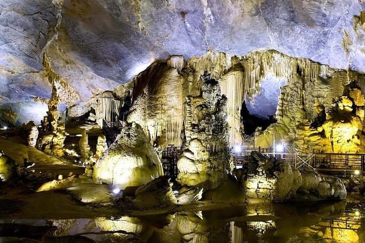 Paradise Cave 4km Adventure: Phong Nha One-Day Caving Tour photo 3