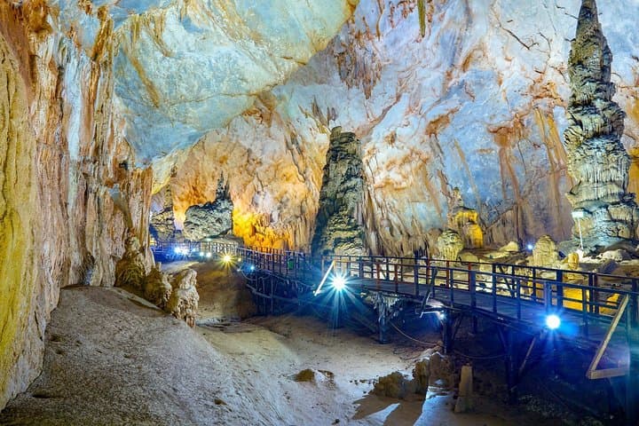 Paradise Cave 4km Adventure: Phong Nha One-Day Caving Tour