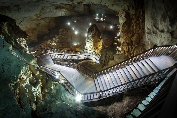 Paradise Cave 4km Adventure: Phong Nha One-Day Caving Tour photo 4