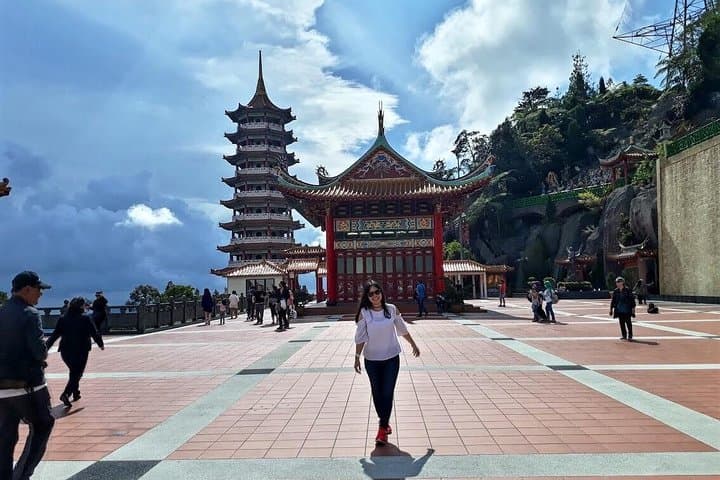 Genting Highlands Full-Day Tour with Batu Caves & 2-Way Cable Car photo 4