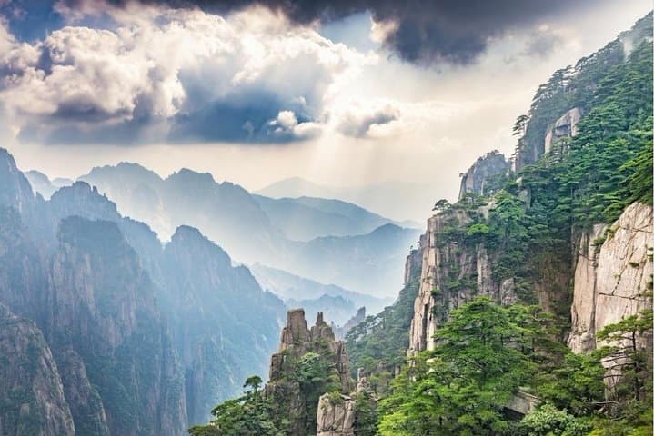 4-Day Huangshan Private Tour: Mt. Huangshan, Hongcun & Rural Villages photo 3