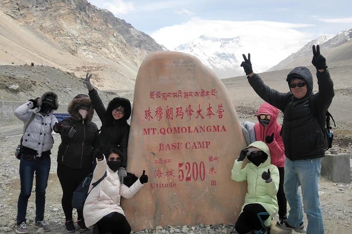 Lhasa to Everest: 6-Night Small-Group Train Tour from Xining to Everest Base Camp photo 4