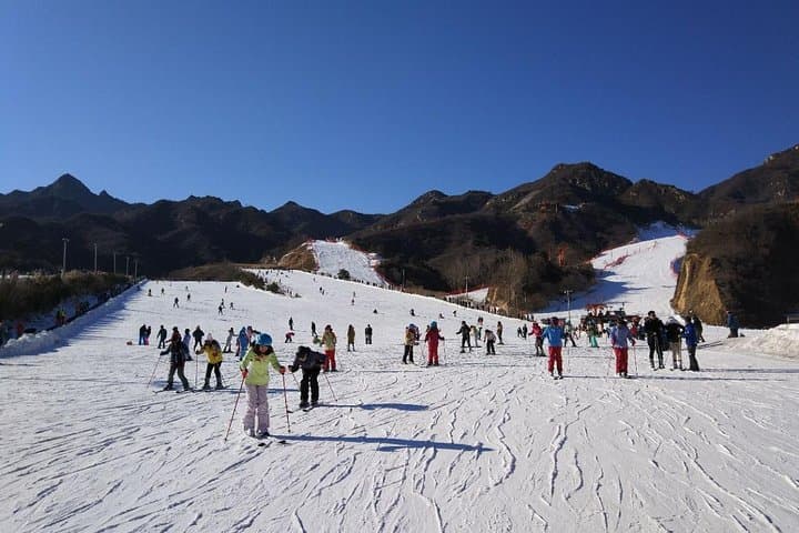 Ski Huaibei and Walk Mutianyu: Private Day Trip from Beijing photo 4