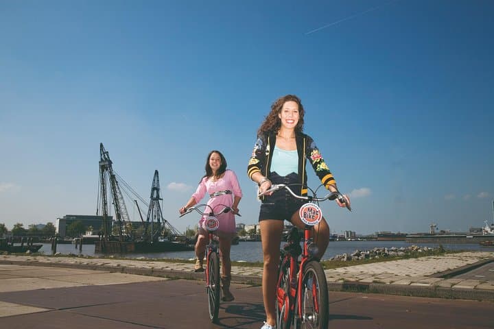 Explore Amsterdam by Bike: Multiple-Day Rental & Route Guide photo 3
