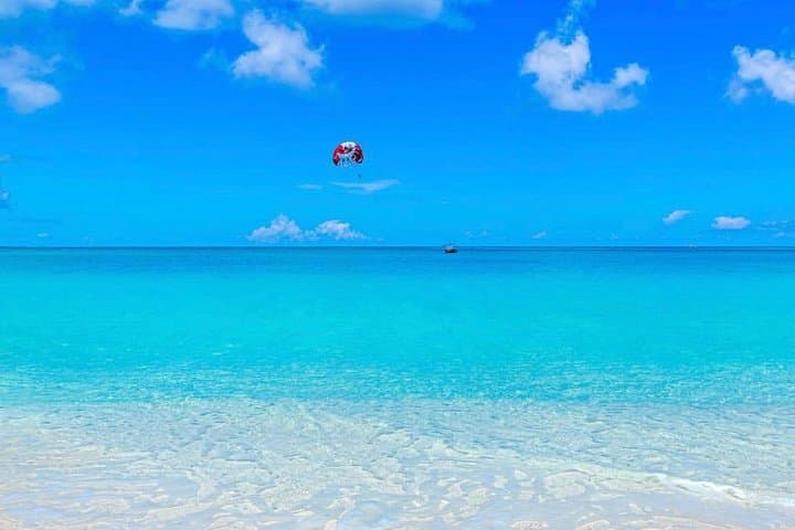 Grace Bay Parasailing: Birds-Eye Views Over Providenciales' Turquoise Reef photo 3